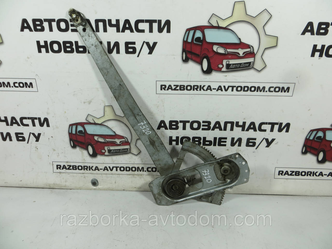 Склопідіймач механічний правий FORD TRANSIT (1995-2000) ОЕ: 1052174