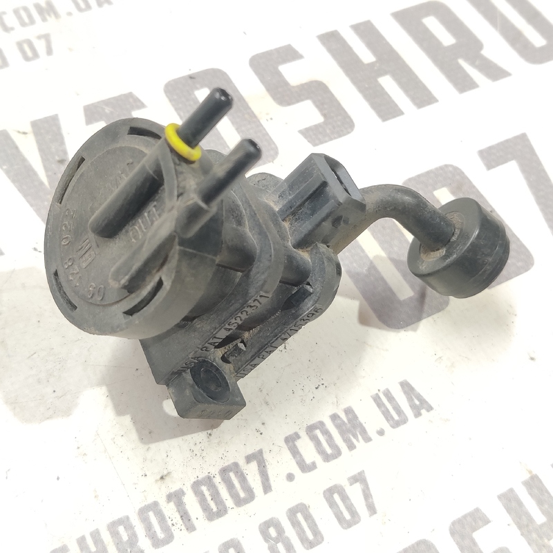 Клапан електромагнітний Opel Astra G (97-04) 2.0D 4715396