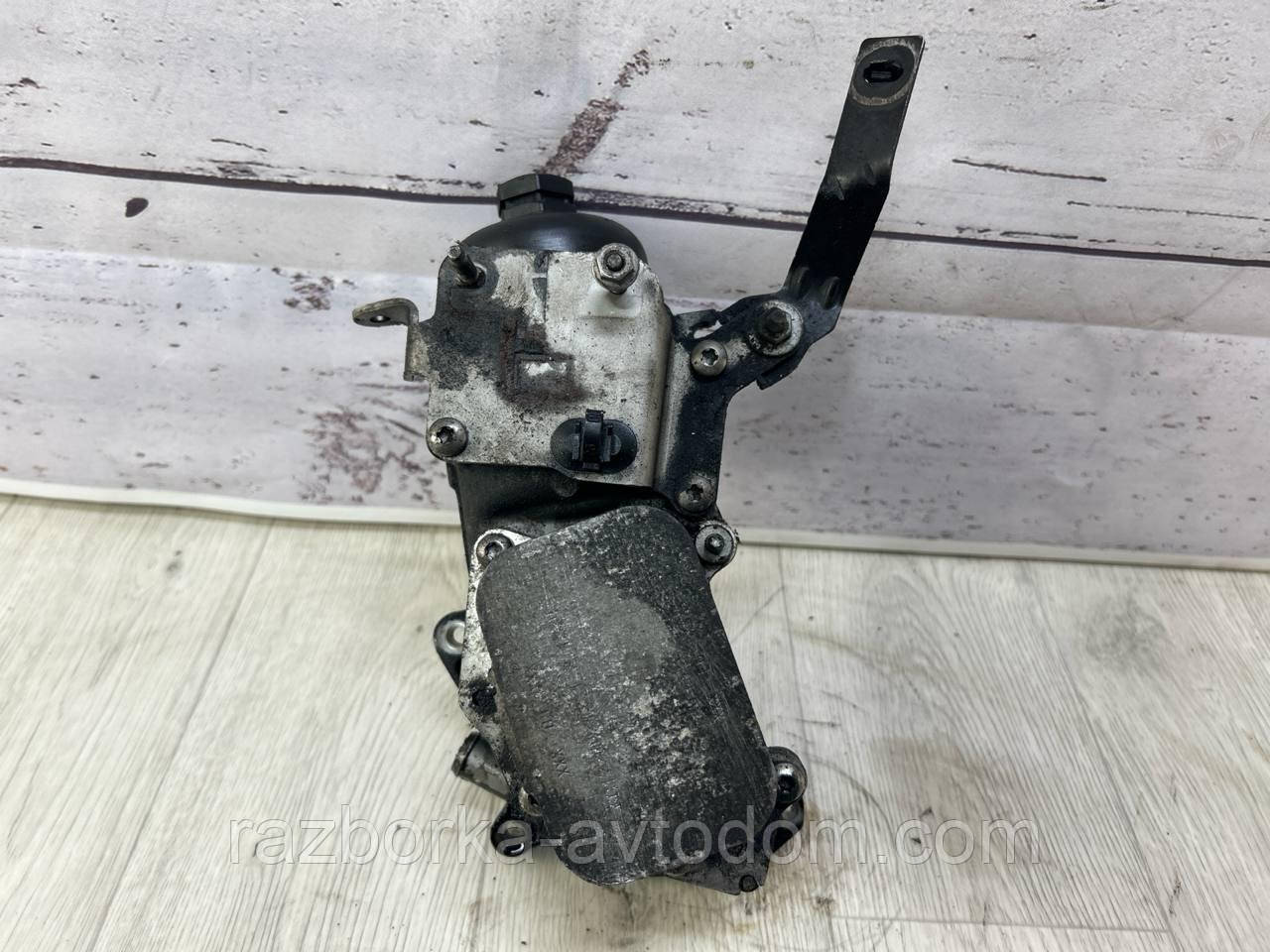 Корпус оливного фільтра з теплообмінником 1.6HDI Peugeot 308, 508, 508, 2008, 3008 OE:1103S7 фото 2