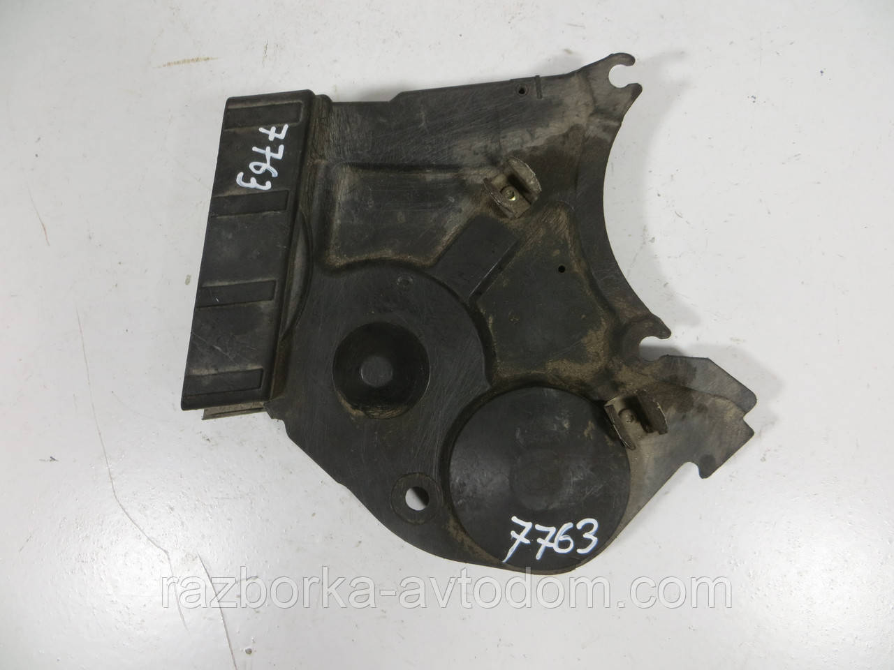 Захист ременя ГРМ нижня 1.4 8V CITROEN BERLINGO (1996-2008) ОЕ: 9600365380