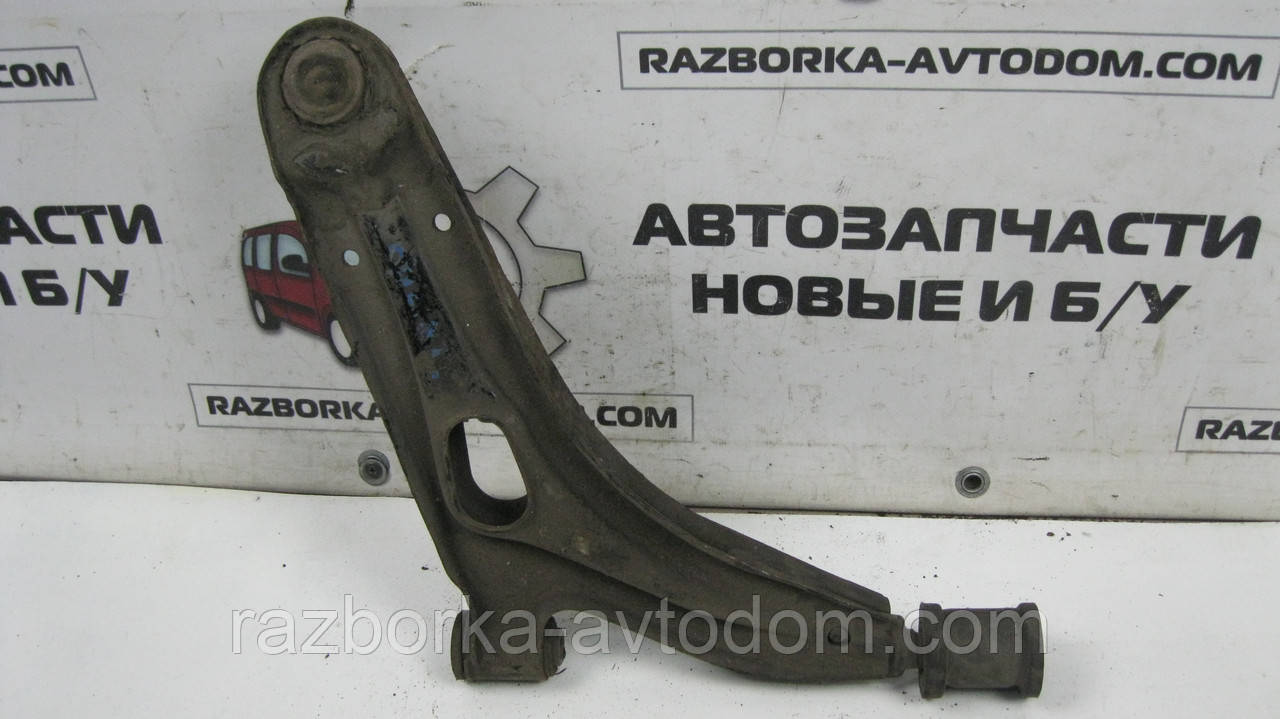 Важіль передньої підвіски нижній лівий Fiat Uno (1985-1996) OE: 7705615