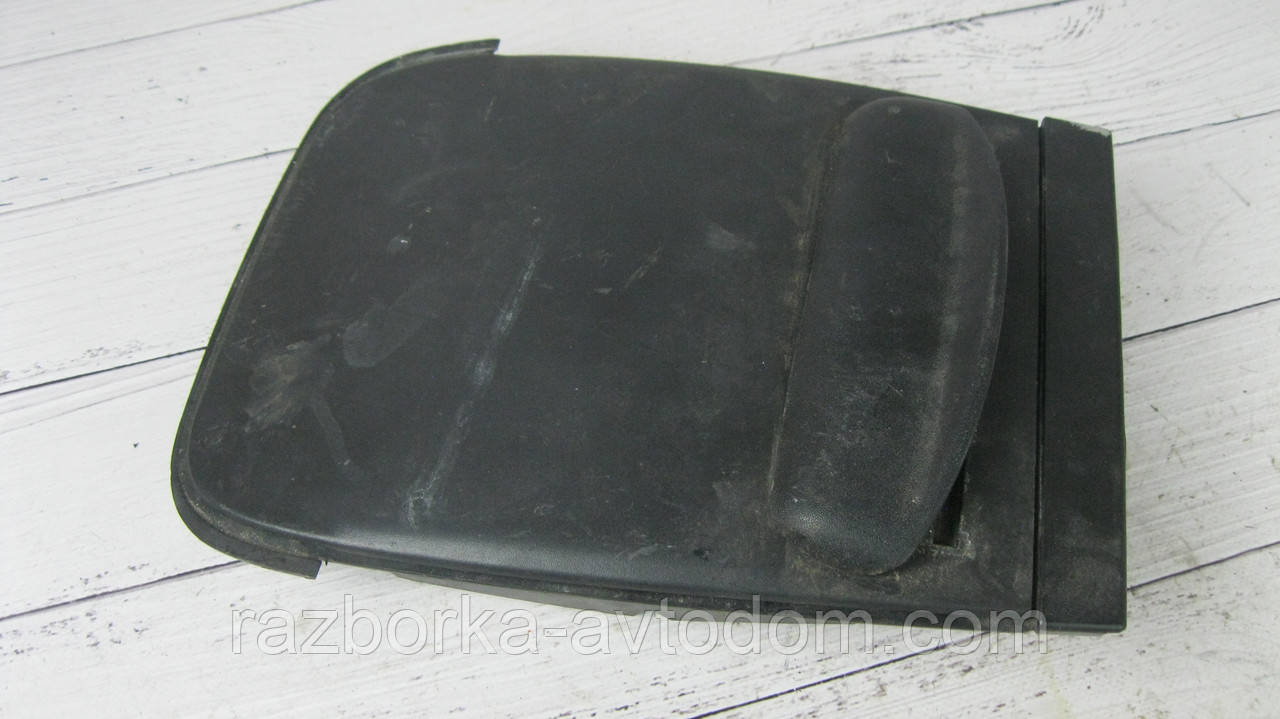 Полиця приладової панелі центральна бардачок Peugeot Bipper, Citroen Nemo, Fiat Fiorino OE:1309737070