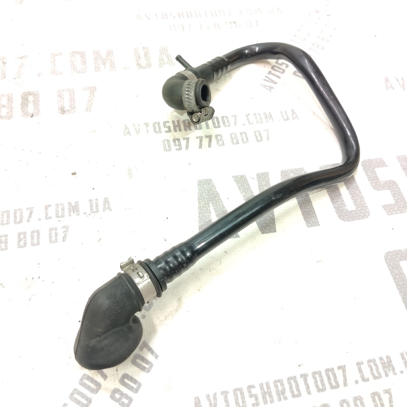 Вакуумна трубка Audi A4 B8 (07-15) 2.0 Дизель