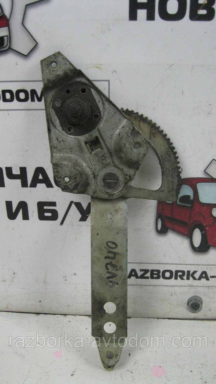 Склопідіймач задній лівий (механічний) Opel Kadett E (1984-1991), Daewoo Nexia (1994-1997) OE:90186595