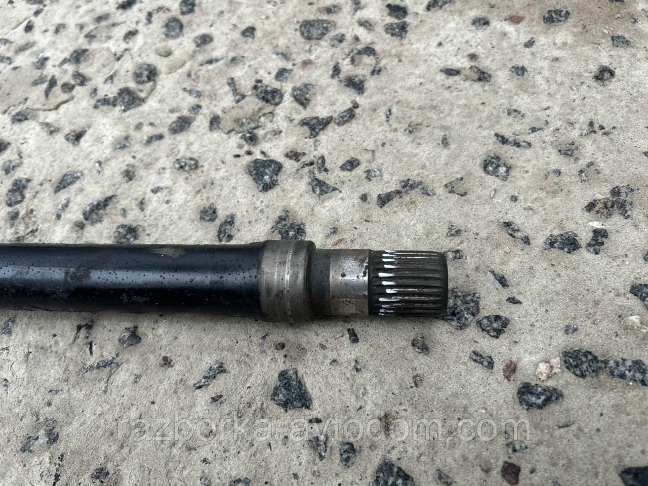 Напівось передня права МКПП (привод) Opel Astra H 04-10, Zafira B (33/25) OE:13214837, 374642