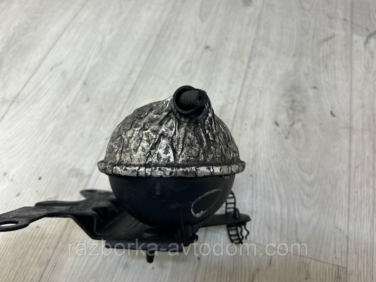 Бачок вакуумний (ресивер) SKODA Superb 1 (02-08) OE:054129808