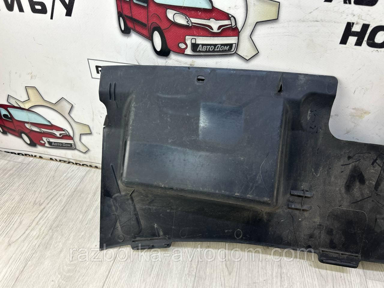 Дефлектор радіатора верхній FORD MONDEO (07-14) OE:6m2116613a