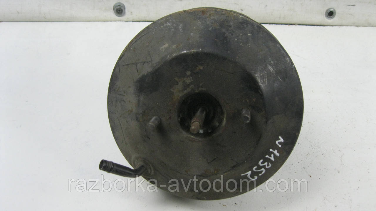 Вакуумний підсилювач гальм Mitsubishi Colt 3 (1986-1992), Lancer 6 (1988-1992) OE:812-03301