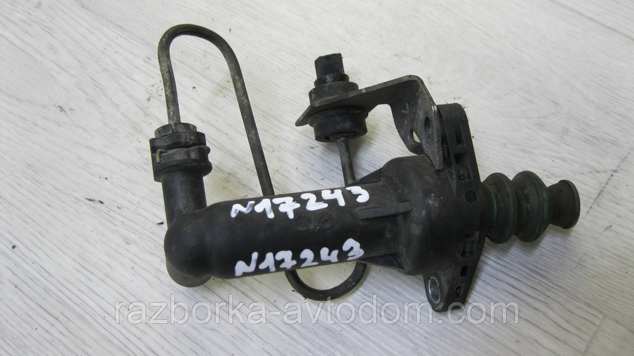 Циліндр зчеплення робочий VW Golf, Passat, Touran, Bora, Skoda Octavia, Fabia, Audi A3 та інші OE: 6Q0721261D