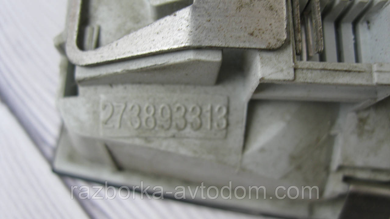 Плафон освітлення салону Opel Combo (01-12) OE:24436443 фото 2
