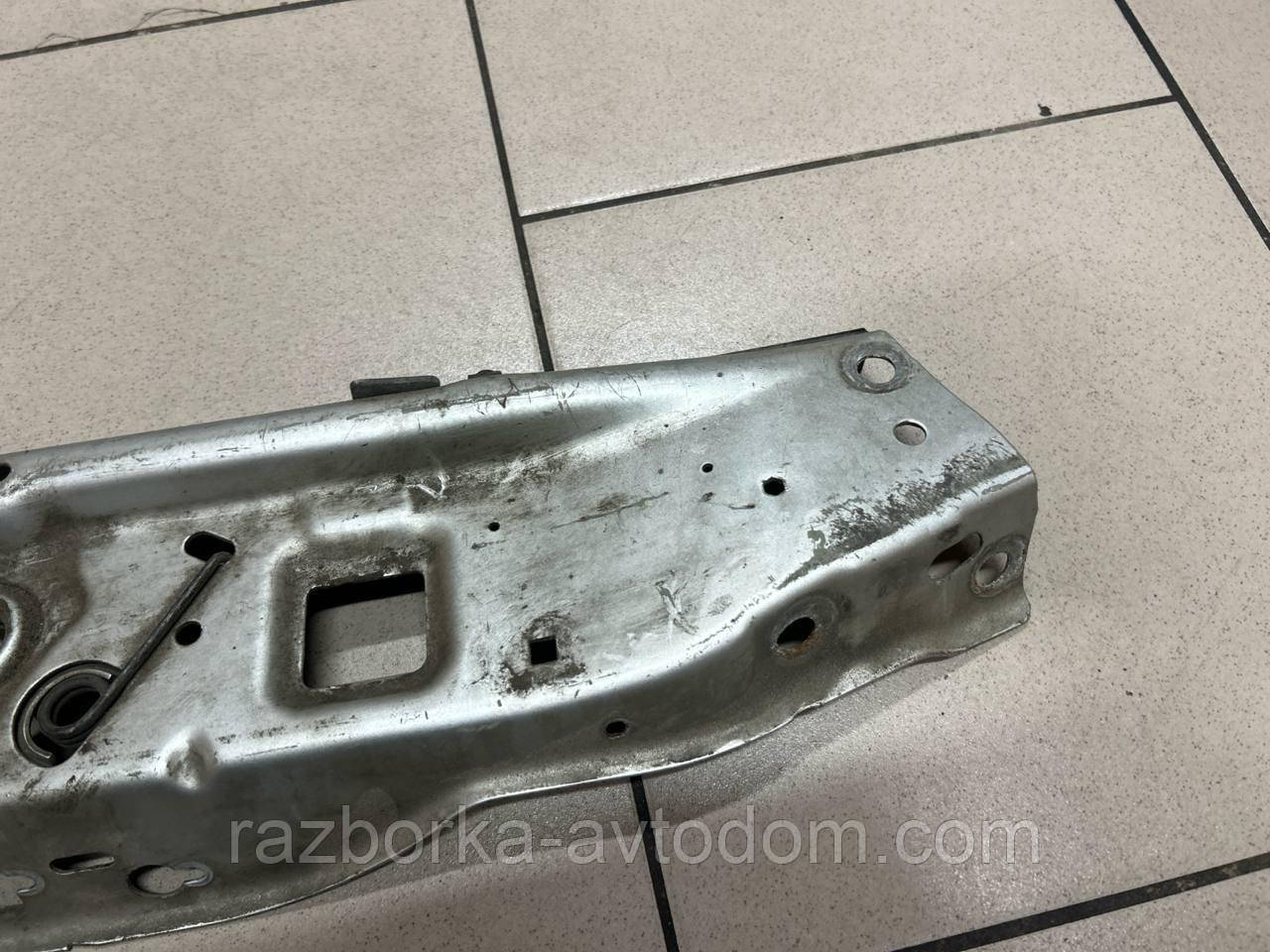 Панель передня верхня частина Opel Astra H (05-15), Zafira B OE:93189014
