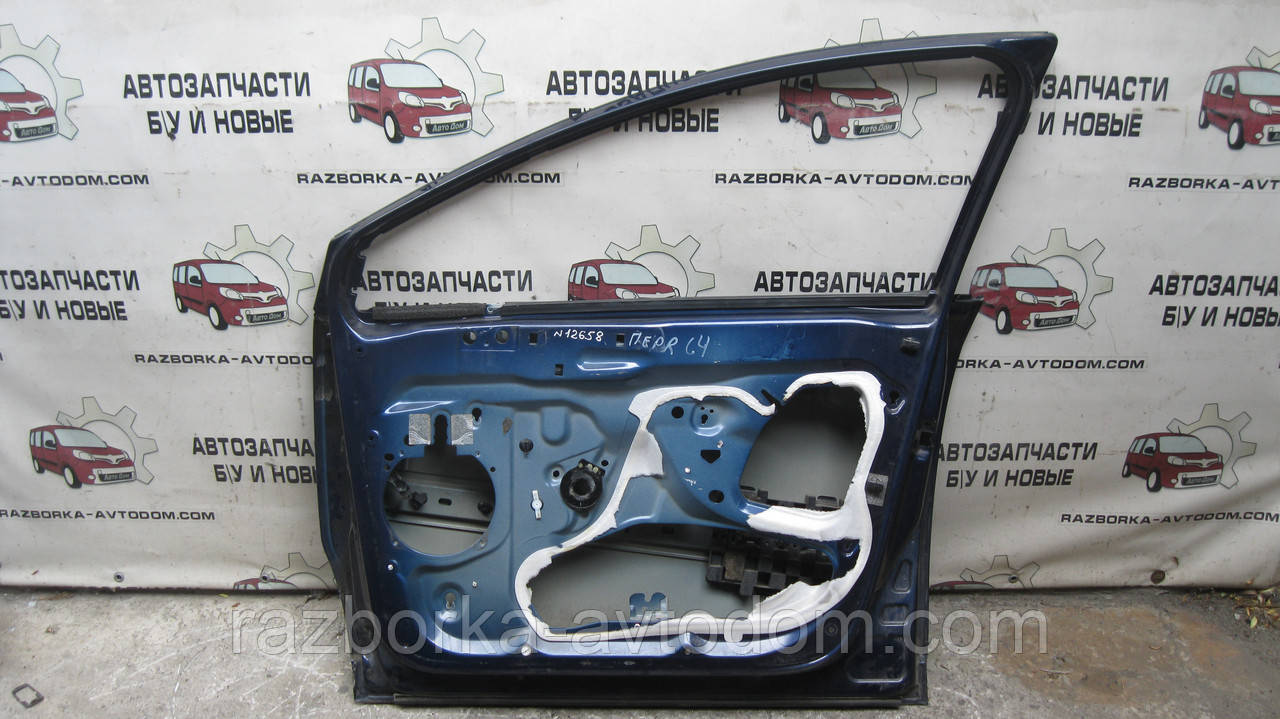 Двері передні права Citroen C4 (2004-2010) OE:9004 W4