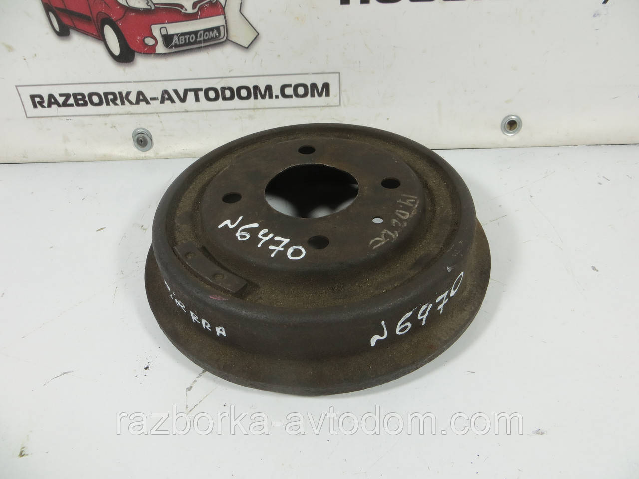 Тормозной барабан задний Ford Sierra , Escort , Orion , Taunus  ОЕ:  6183822