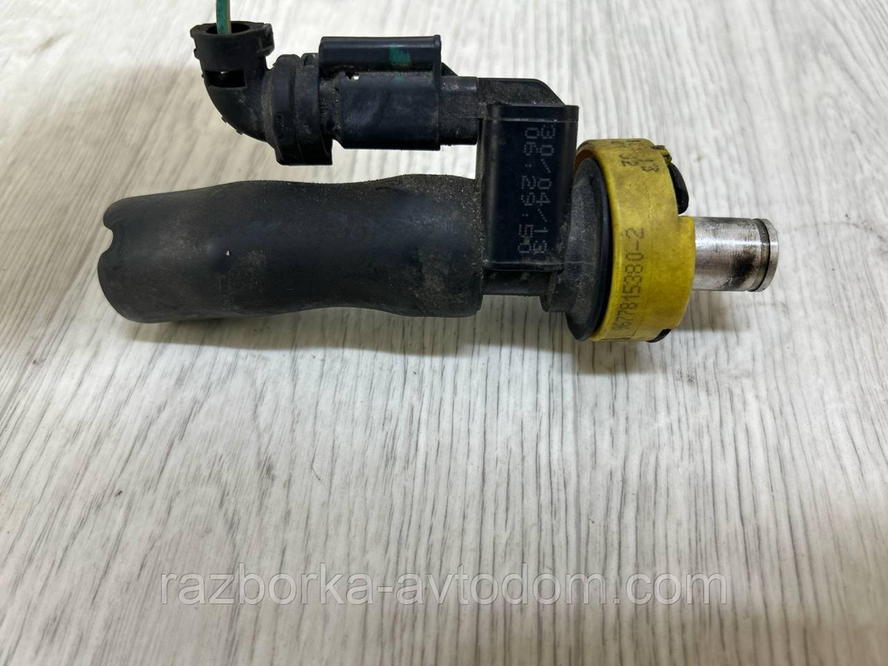 Патрубок картерних газів 1.6 HDi 8 V (EURO 5) Peugeot 308, 3008, 5008 OE:9677815380