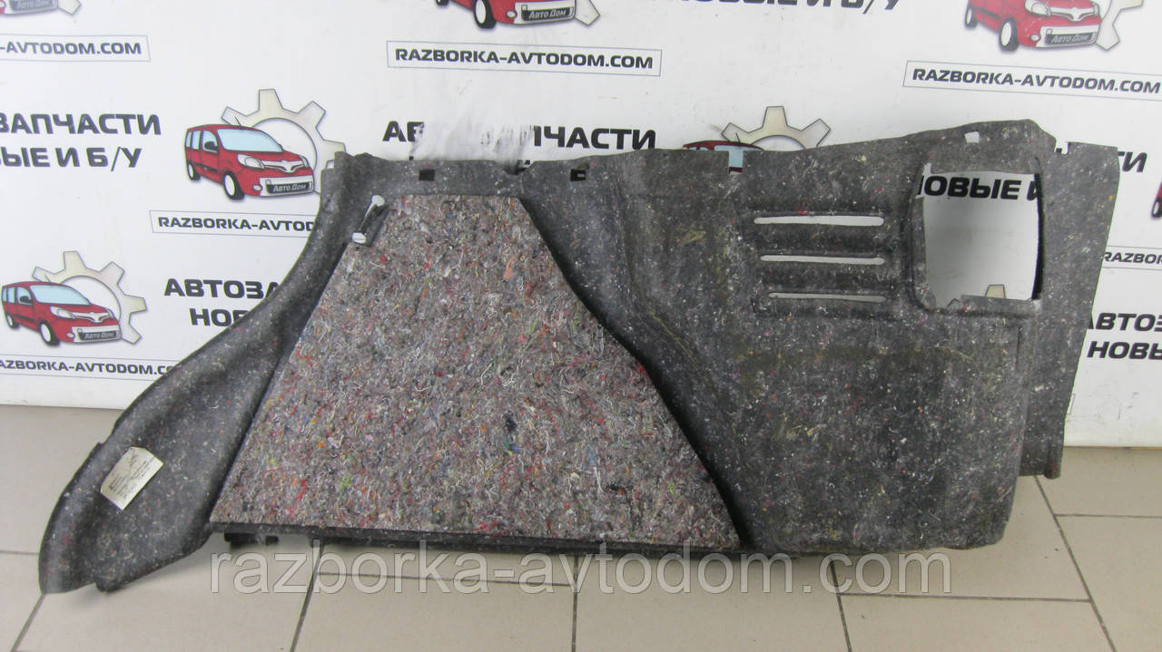 Обшивка багажника ліва сторона (Універсал) Renault Megane 2 (2003-2009) OE:8200128697