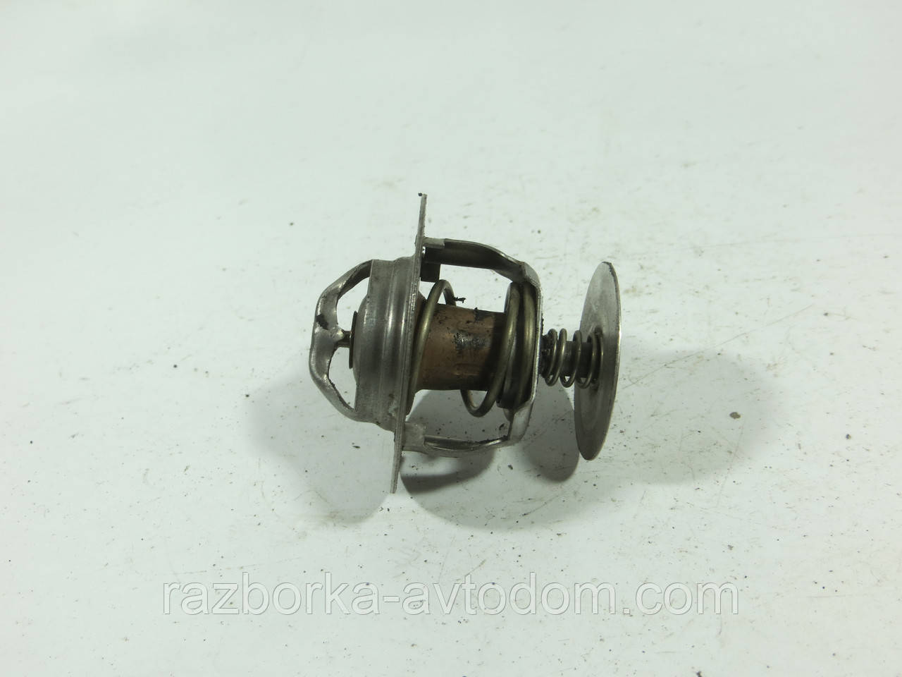Термостат FORD C-MAX, ESCORT, FIESTA, TRANSIT, MONDEO I, FOCUS II (1986-2010) ОЕ: 89FF-8575-AA