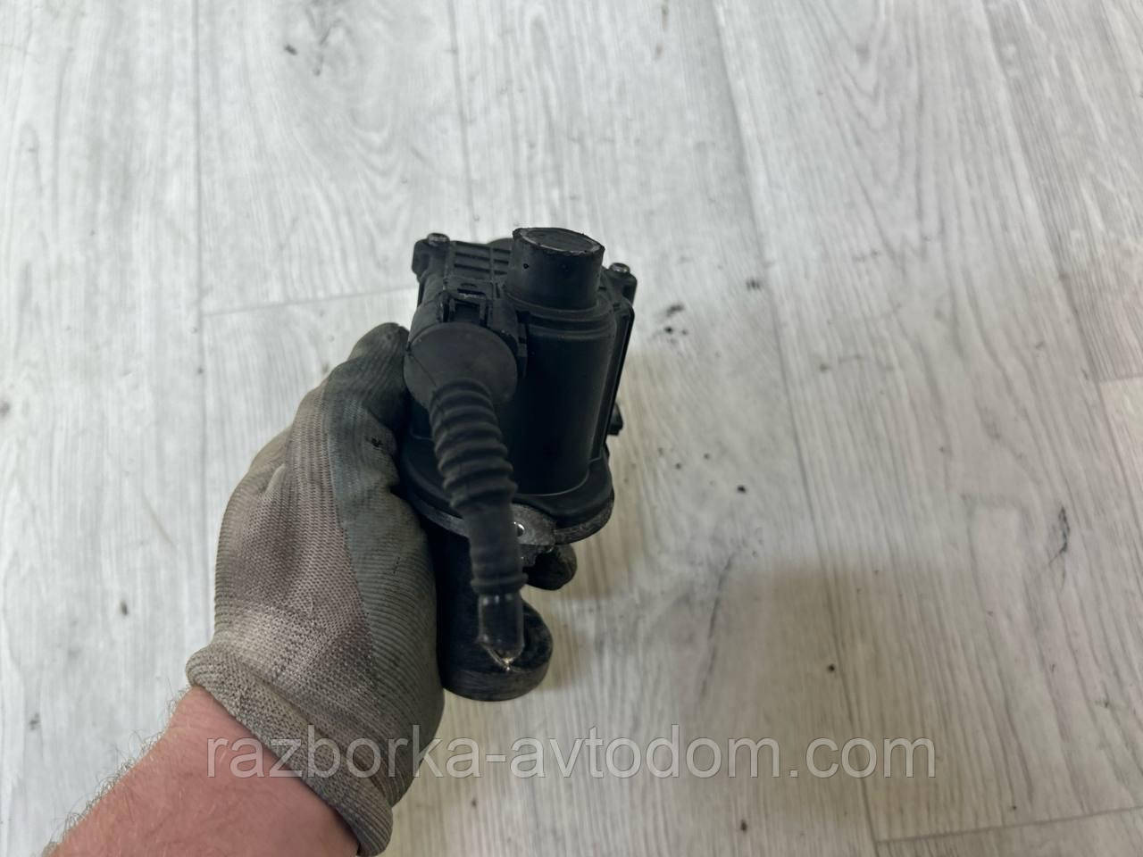 Клапан ЕГР EGR 1,9TDI, 2.0TDI Skoda Superb 1 (02-08), VW Passat B5, Transporter T5, Audi A4, A6 OE:038131501ad