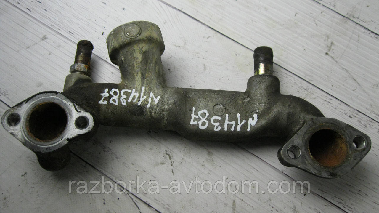 Фланець системи охолодження 3.0i Mitsubishi Pajero Sport 1 (1997-2009) OE:MD375586