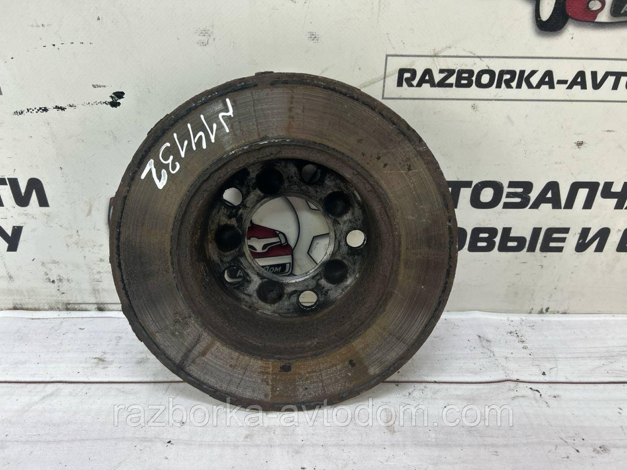 Диск гальмівний задній D245 VW Passat B5 (97-05), B6, Audi 100 C4, A6 OE:4A0615601A
