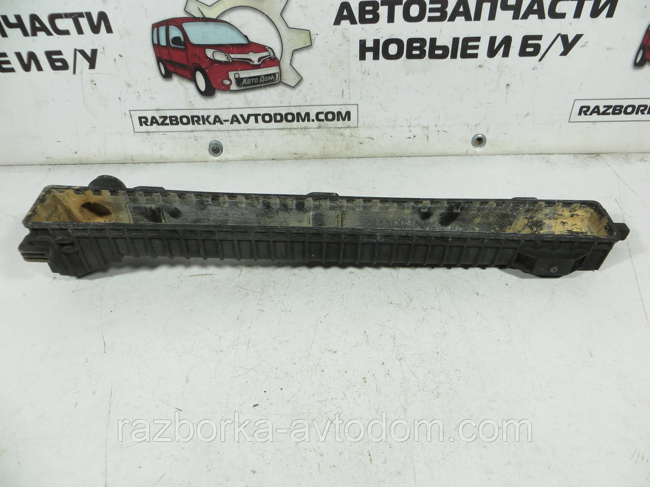 Бачок радіатора основного (охолодження) (маленький) МКПП 2.2CDI, 2.3 16 V, 2.3TD Mercedes Vito 638 (1996-2003