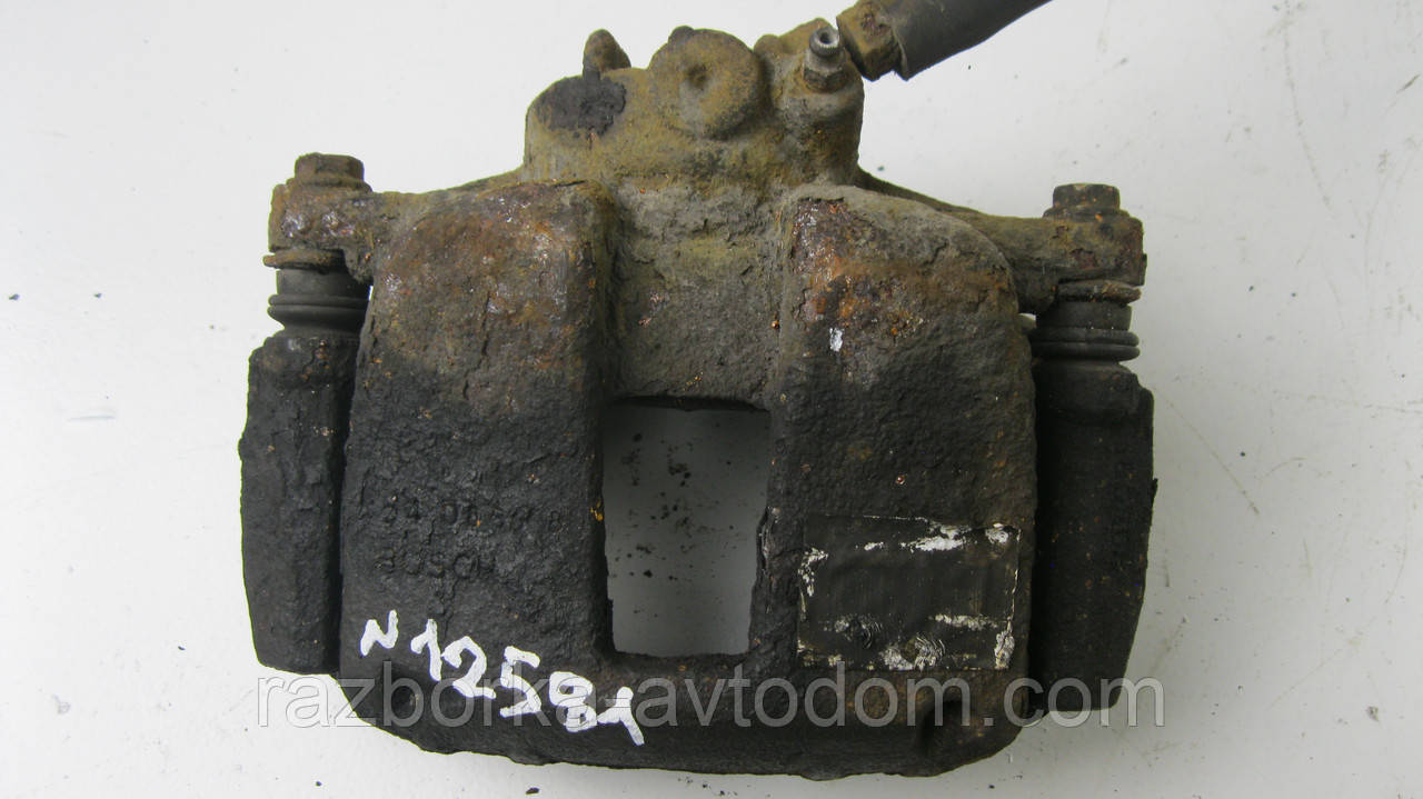 Суппорт передній правий Citroen C4 (2004-2010) OE:4400 N3