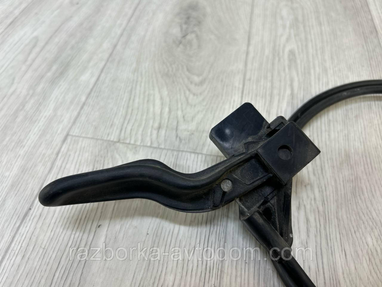 Ручка капота з тросом Opel Corsa C (00-06) OE:09114321