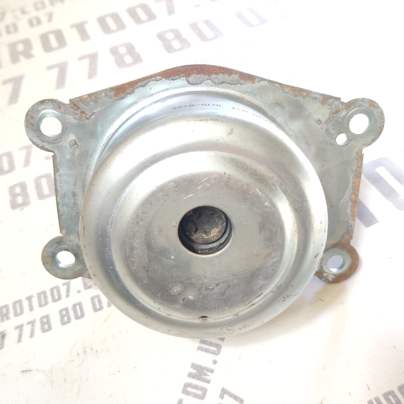 Подушка двигуна ліва Opel Astra G (97-04) 2.0D 90538543