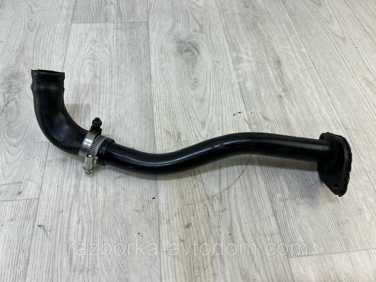 Трубка / Патрубок картерних газів 2,0i 16V Opel Omega B (93-03) OE:90448728