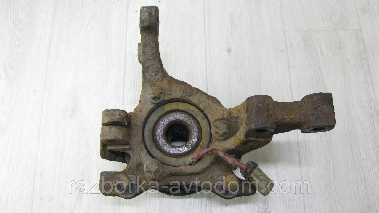 Поворотний кулак передній лівий (ступиця/дряпфа) Opel Zafira A (1999-2005) OE:13165671, 9117620