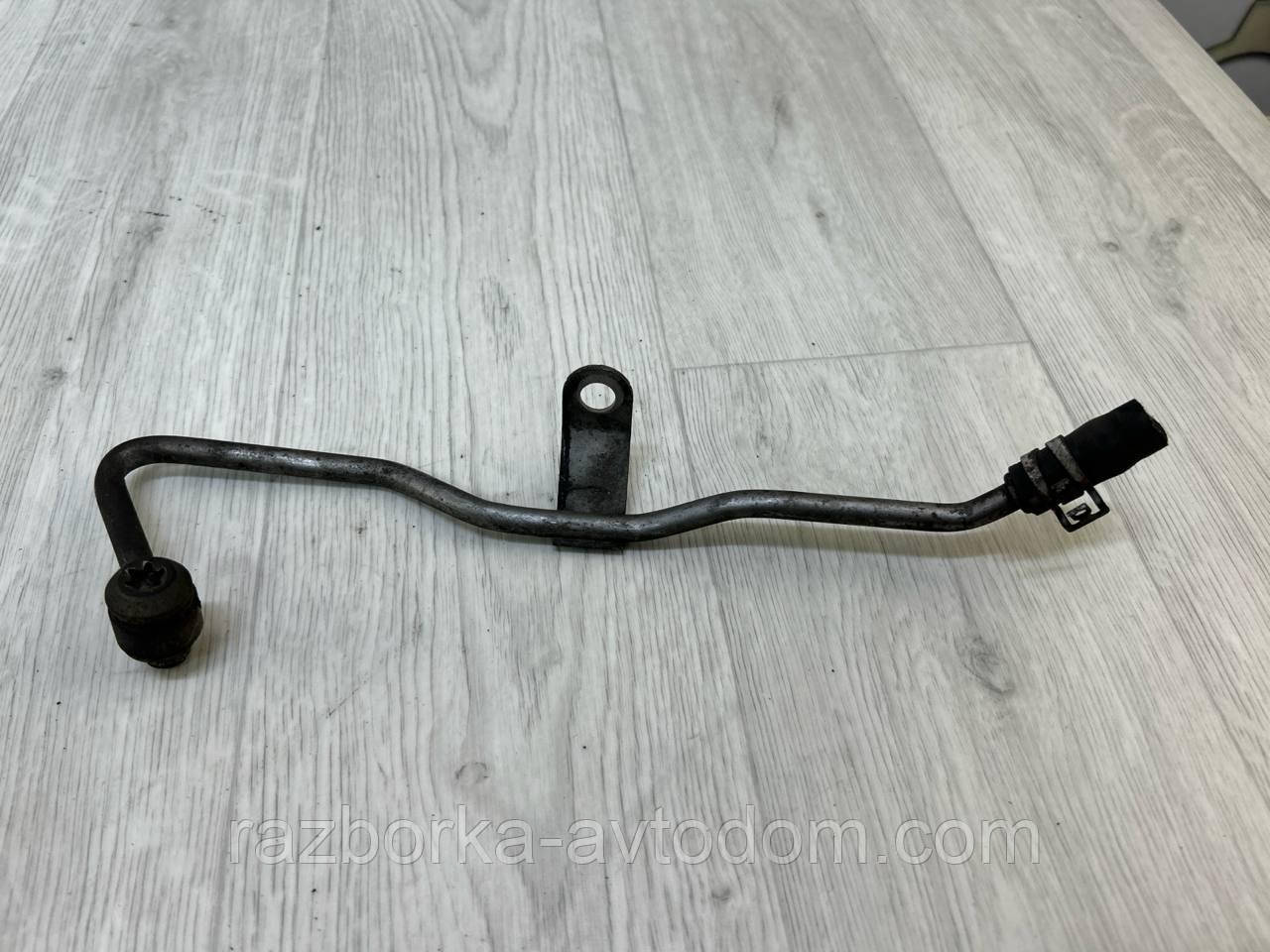 Трубка охолодження турбіни 2.0TDCI Ford Kuga (08-), Focus (11-), Escape (13-), C-max (10-), Mondeo MK4 OE:1698711