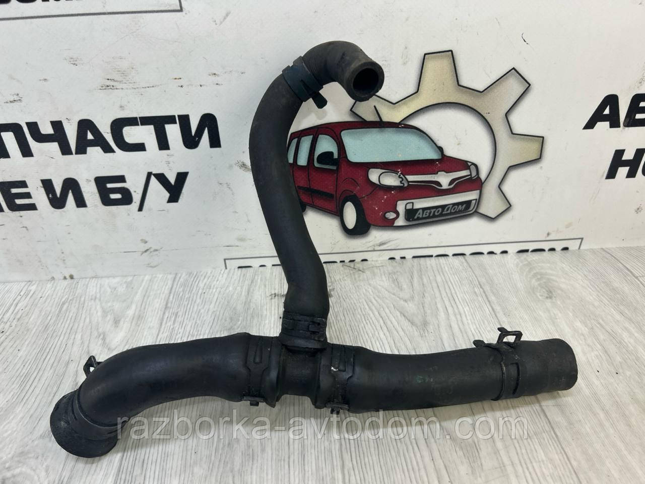 Патрубок системи охолодження (флянець) 1,9TDI VW Passat B5 OE:028121053K
