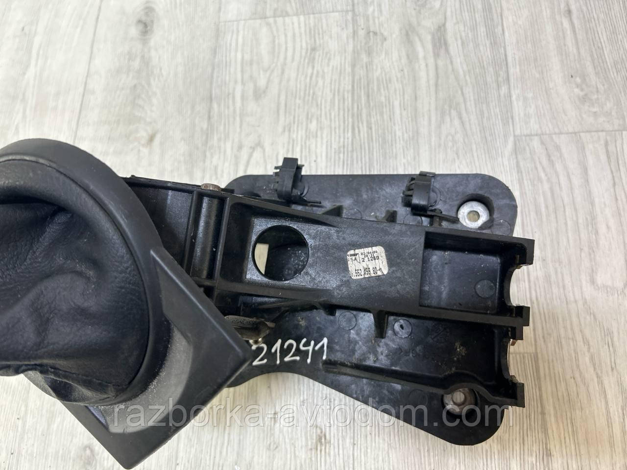 Куліса КПП, тросів передач (5 щаблів) Citroen C4 (04-08) OE:9655245980