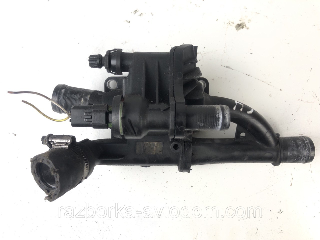 Корпус термостата Citroen Berlingo (07-16)