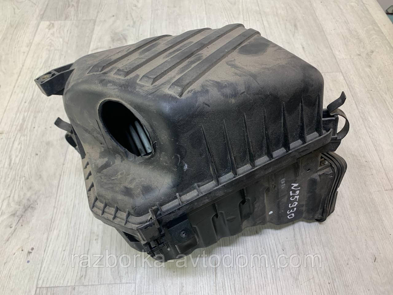 Корпус повітряного фільтра Kia Cerato (2006-2009), OE:281102F800 ДЕФЕКТ: обламано шийкою
