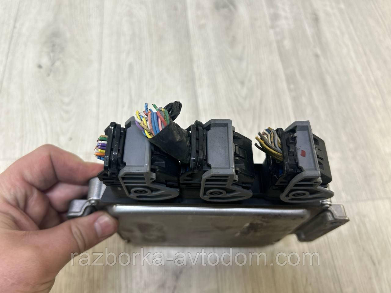 Блок керування двигуном (ЕБУ) 2.0hdi Citroen C5 (08-17), C4, Peugeot 407. OE: 9666000180, 9663548180