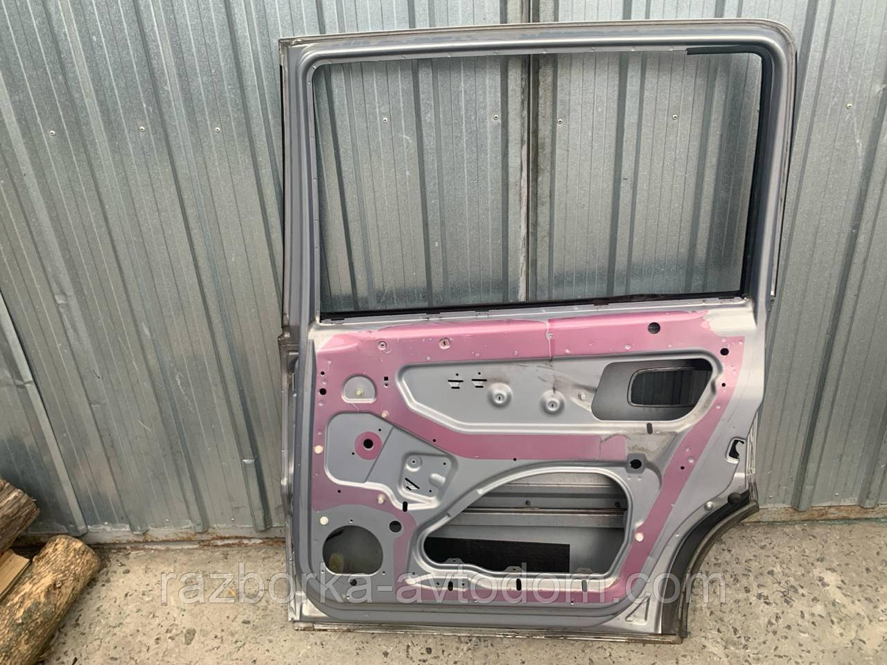 Двері задня права Opel Zafira A OE:13151943, 13160995 ДЕФЕКТ