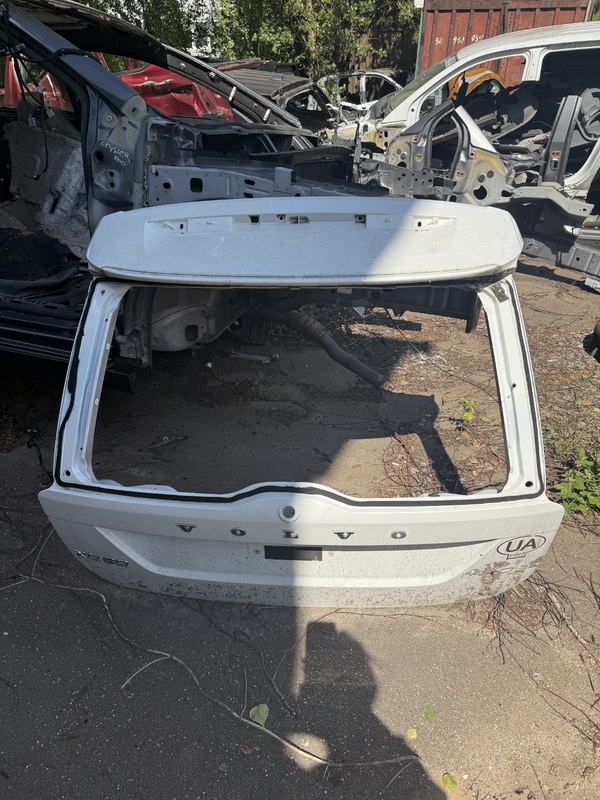 Кришка багажника Volvo Xc90