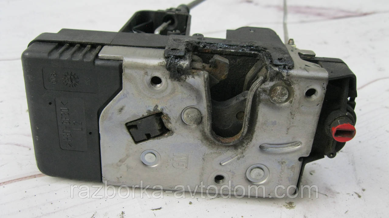 Замок дверей задньої лівої електро 3 піни Opel Corsa C (2000-2012) OE:13154793