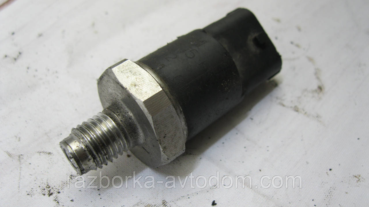 Датчик тиску палива 1,5CRDI Hyundai Getz (2002-2005), Renault Trafic, Megane, Kangoo OE:3140127000