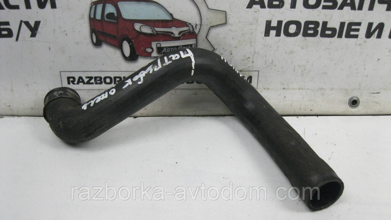Патрубок інтеркулера від радіатора до колектора Opel Corsa C (2000-2012), Combo (2001-2011) OE:24460994