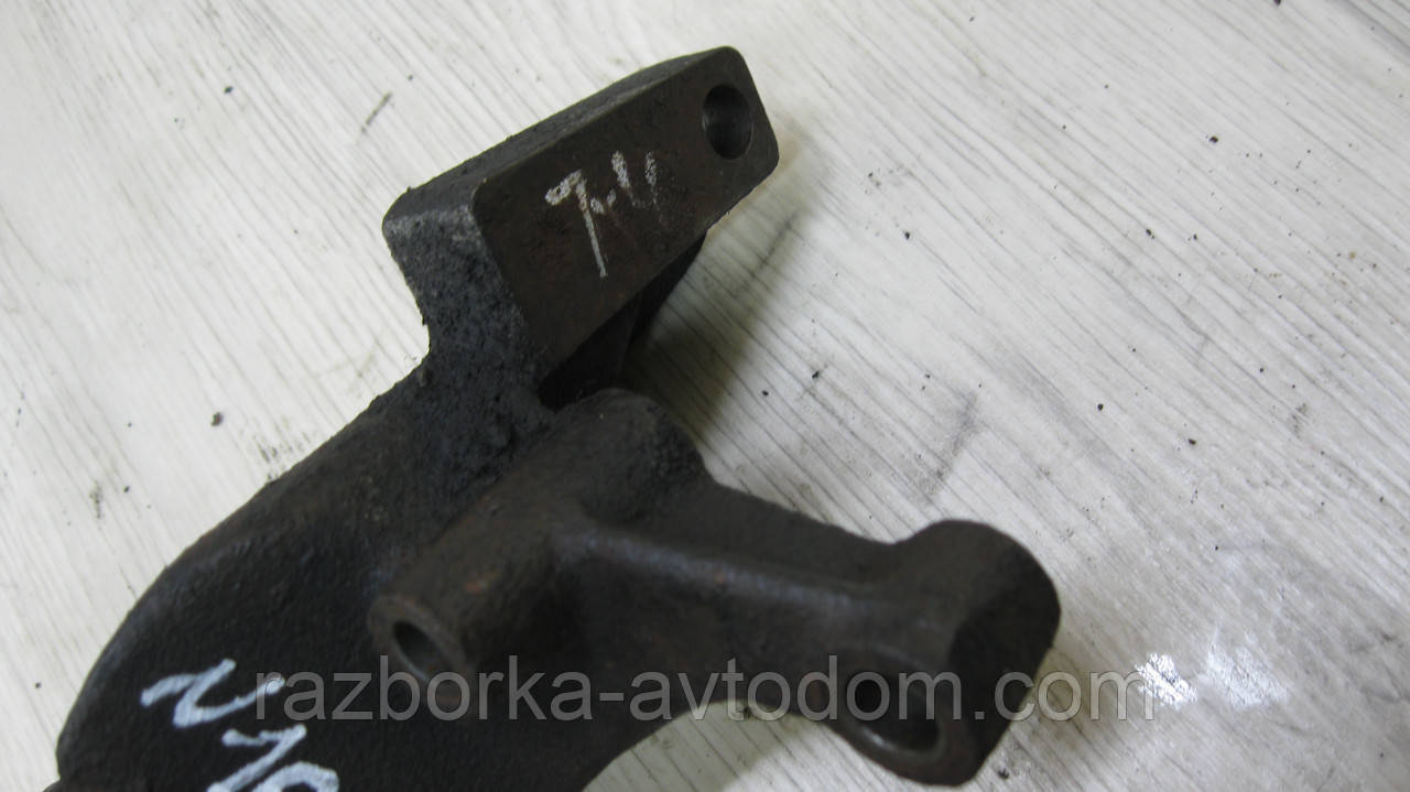 Кронштейн кріплення гідропідсилювача ГУР VW T4 (1990-1996)1.9TDI OE: 044145548D