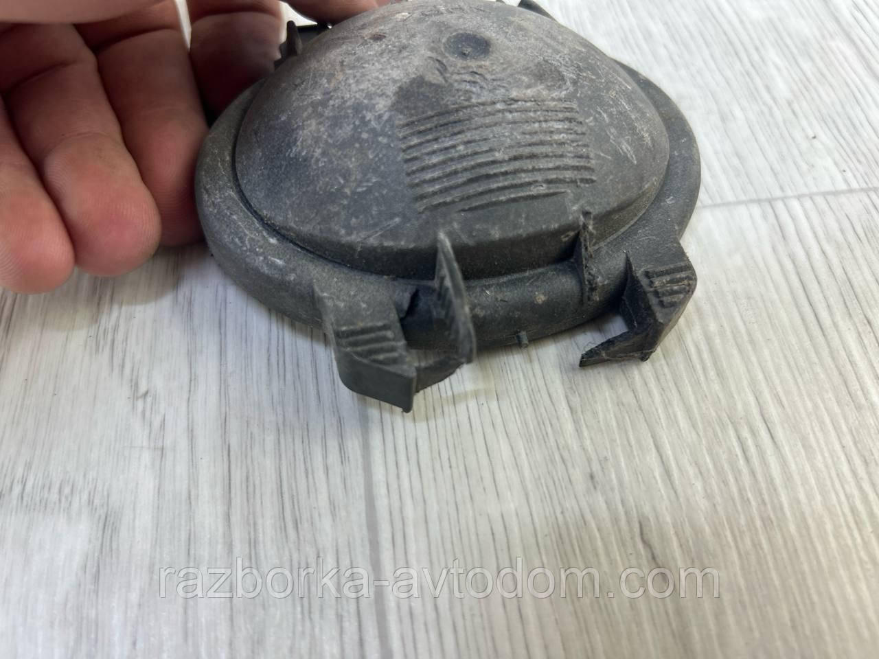 Кришка фари Mercedes A-CLASS W168 OE:1305219060 Дефект