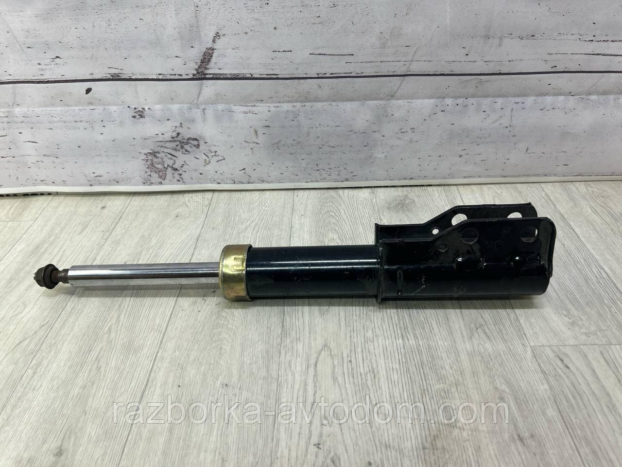 Амортизатор передний Chevrolet Camaro 1982-1992, Pontiac Firebird 1982-1992  OE: 236001, 71728, 211080