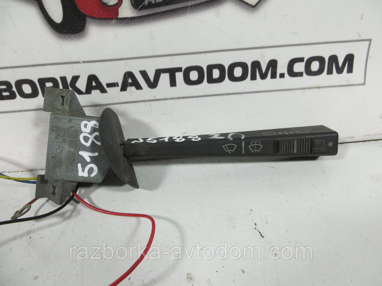 Підрулевий перемикач правий Volvo 240/260 (78-85) 1347926
