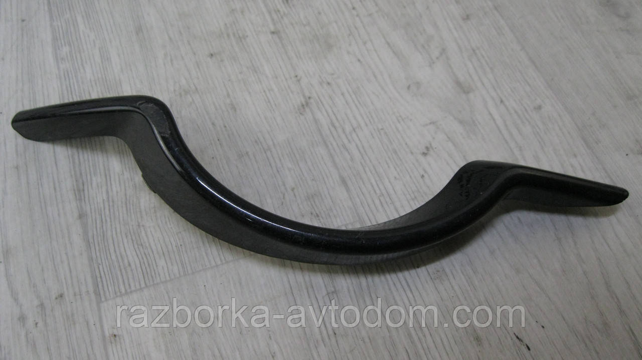 Рамка протитуманної фари правої Dodge Journey (2008-) ОДНА ЧАСТИНА, OE: 68223778AA