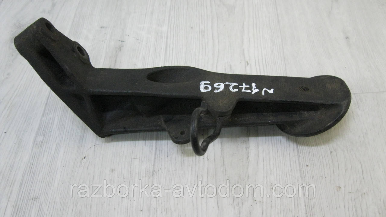 Кронштейн КПП VW Transporter T4 (1990-2003) OE: 044199207F