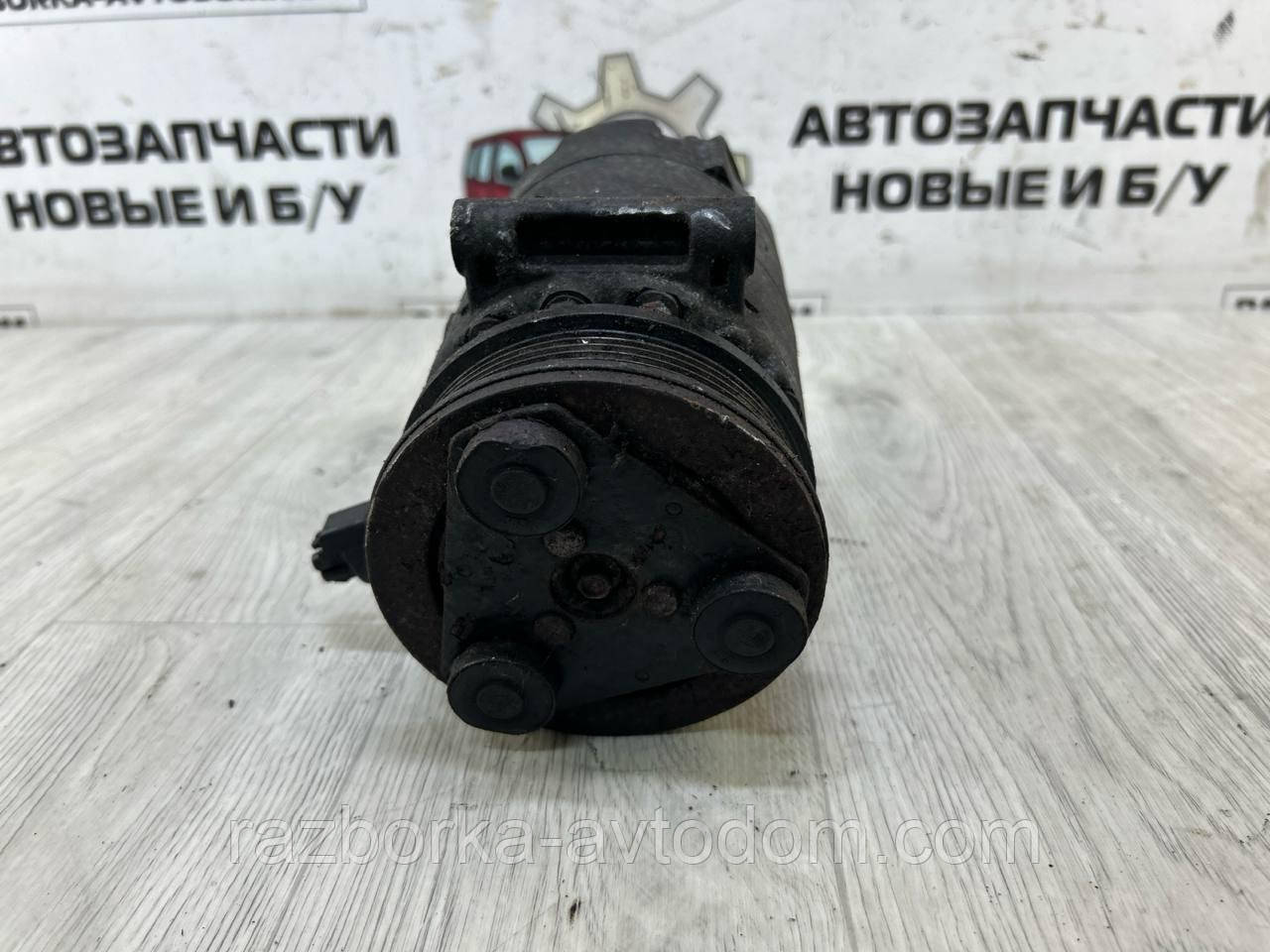 Компресор кондиціонера Ford Mondeo MK4, S-max (06-15), Galaxy (06-15), Volvo C70, S80, V70 OE: 8fk351334051
