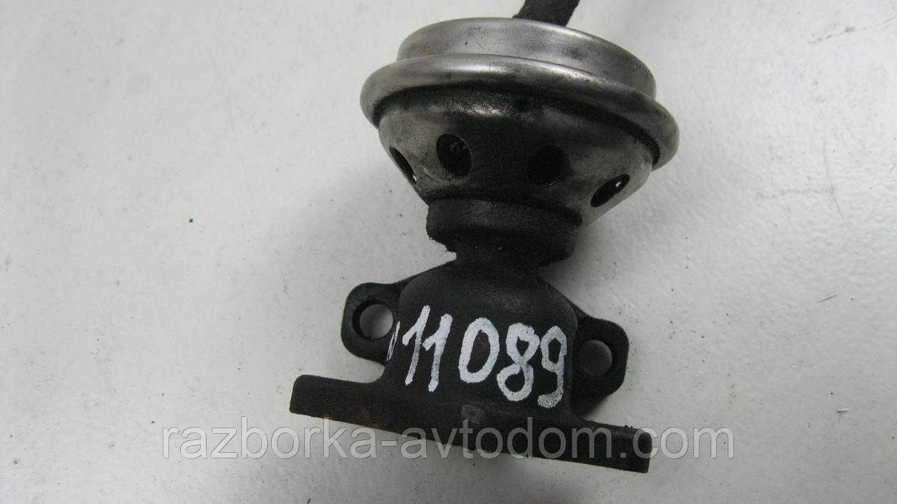 Клапан EGR VW Passat B5, Sharan, T4, Golf 3, Polo 3, Audi 80, A4 B5, A6 C5 1.9TDI OE:028131501E фото 2