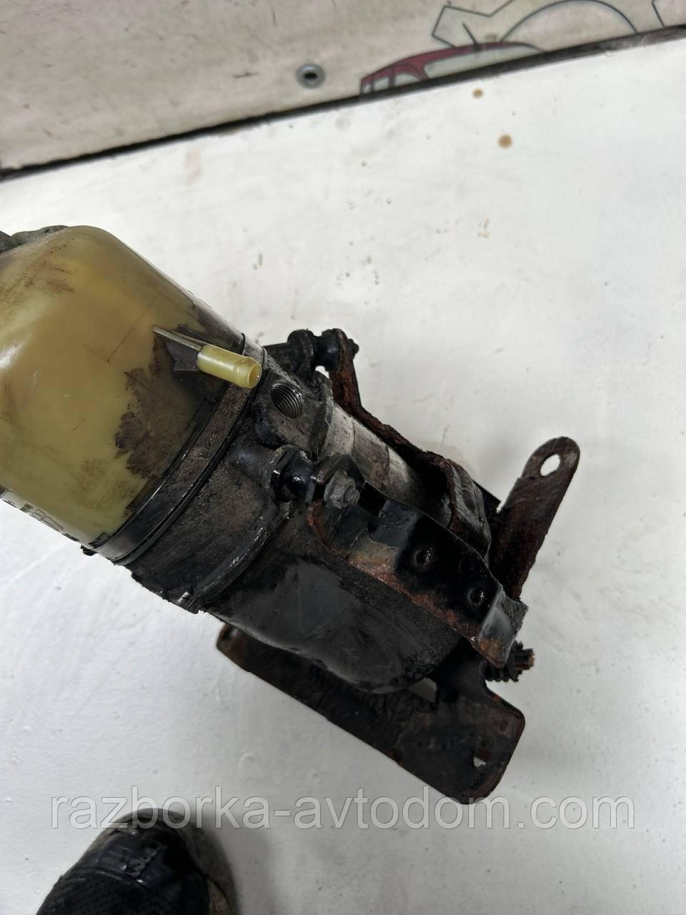 Насос електрогідропідсилювача керма (егур) Opel Zafira A (99-05), Astra G OE:1040085003094