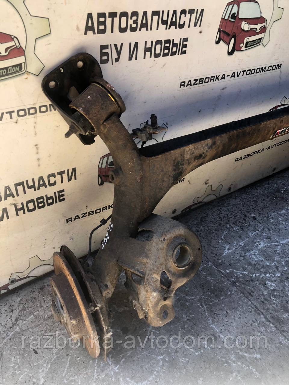 Балка задньої підвіски Citroen C4 (04-10)